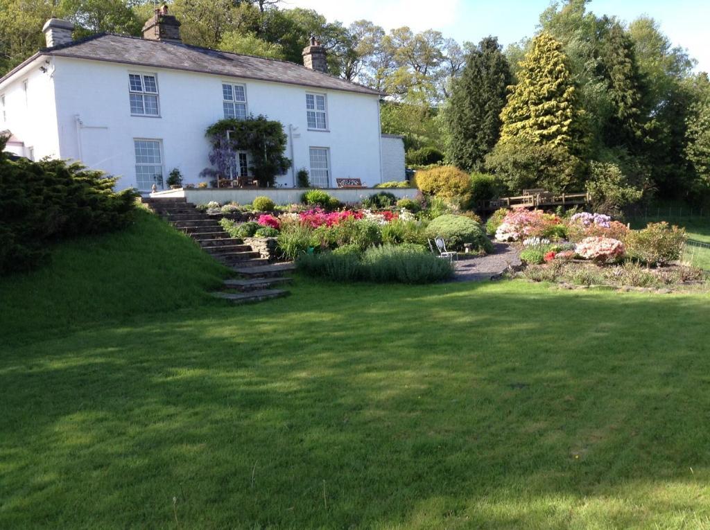 Frondderw Country House Bed & Breakfast Bala Kültér fotó